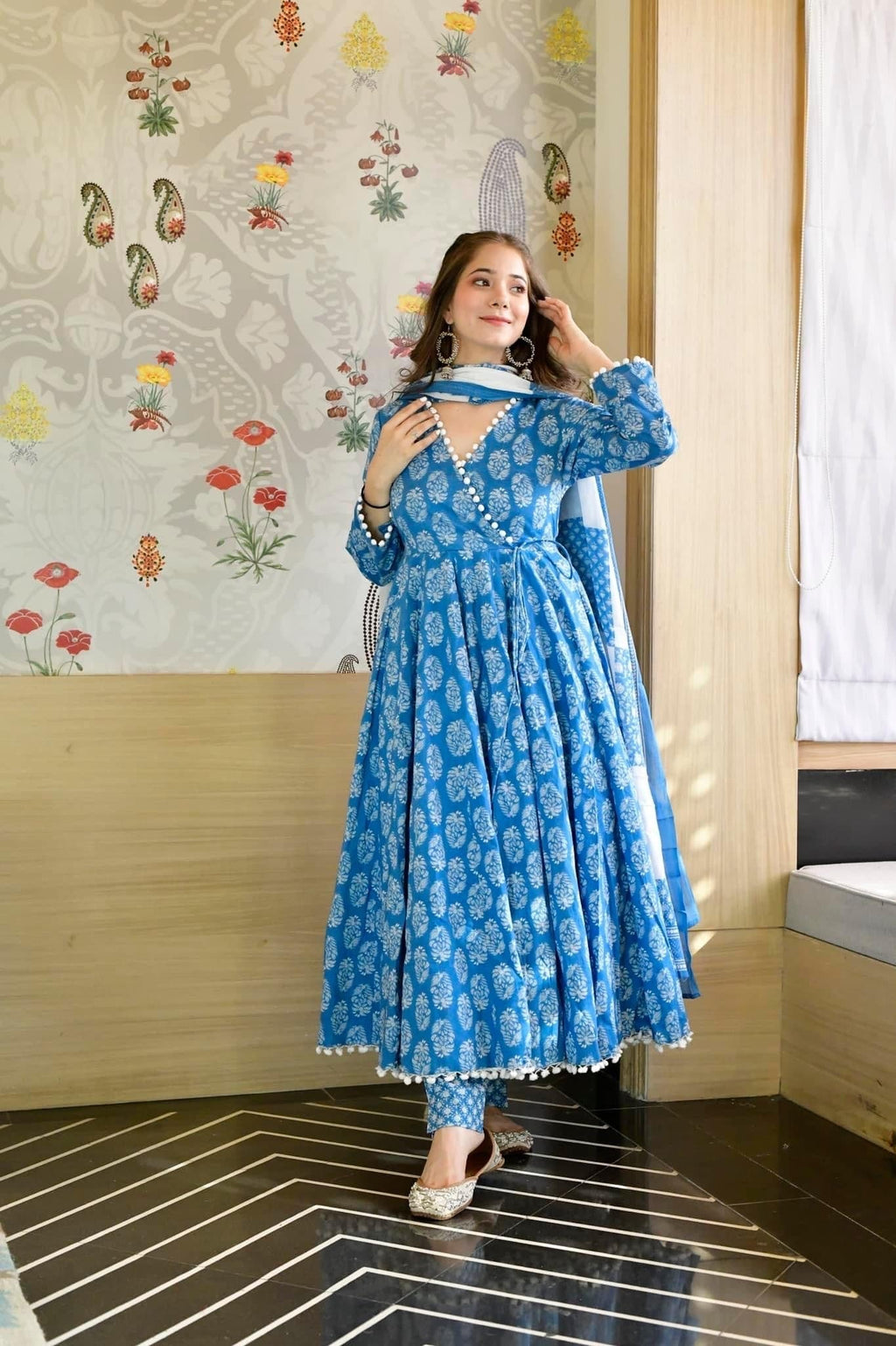 Blue floral pompom suit set