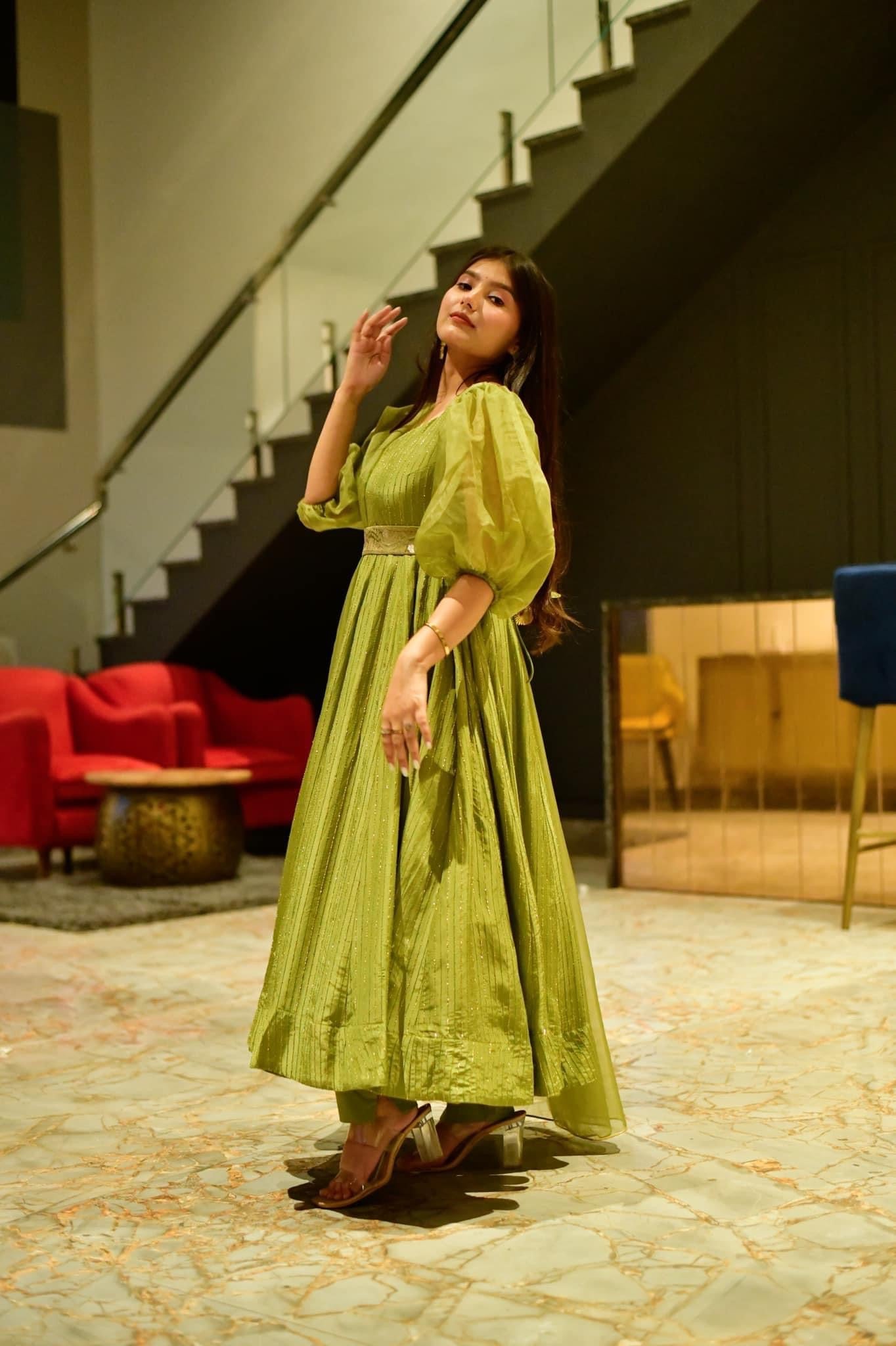 green embroidery silk suit set